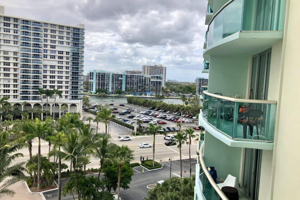Spacious 1Br On The Beach, The Tides, Hollywood,Fl Dış mekan fotoğraf